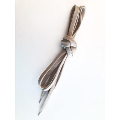 Thick flat laces, hydrophobic finish, desert color